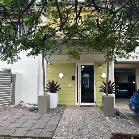 Redcliffe Motor Inn Kültér fotó