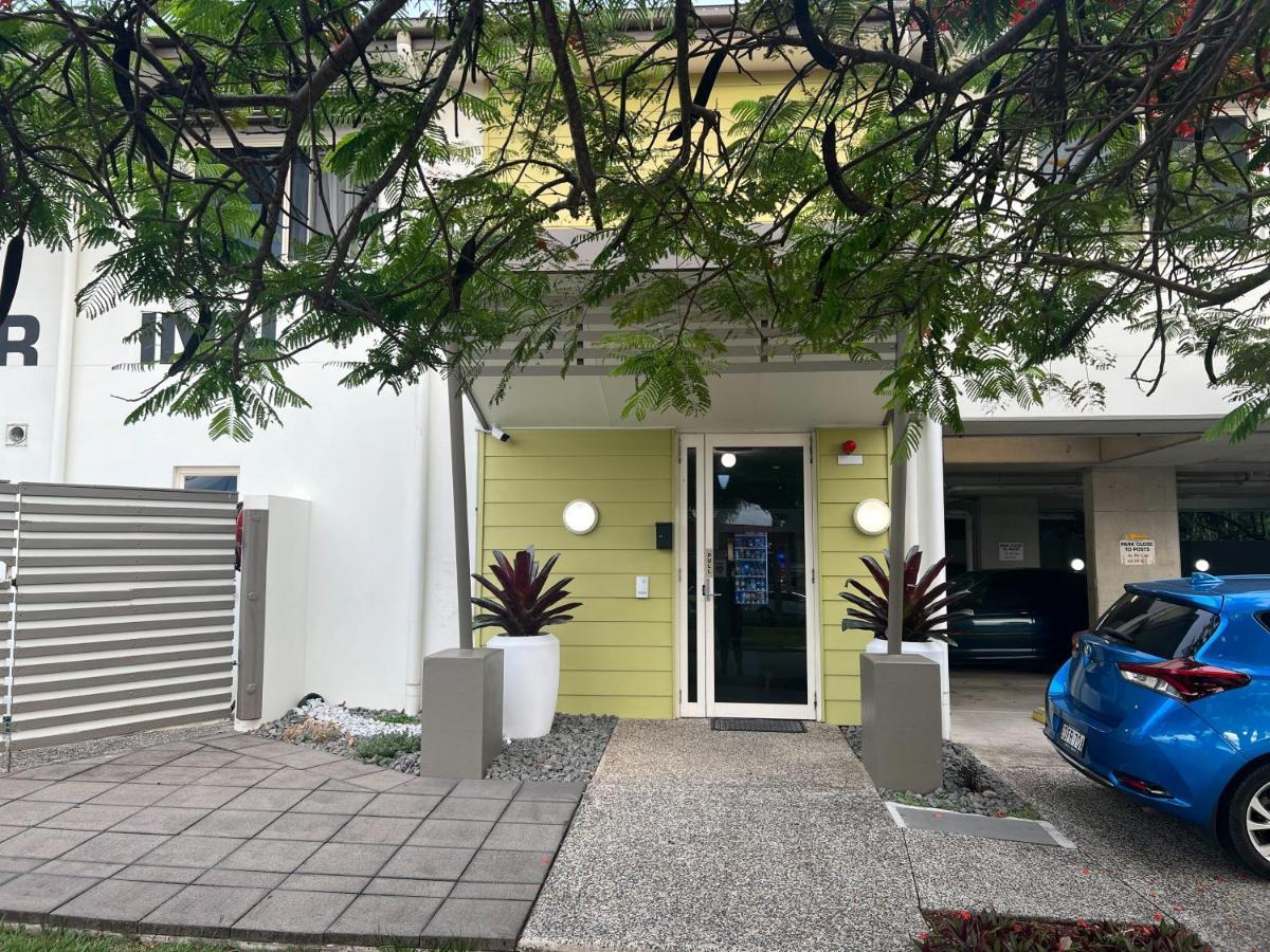 Redcliffe Motor Inn Kültér fotó