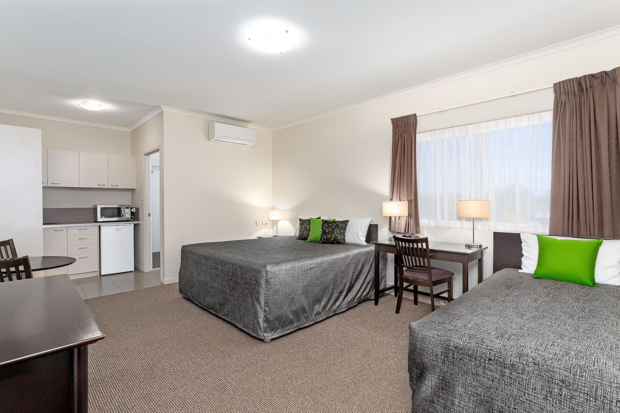 Redcliffe Motor Inn Kültér fotó