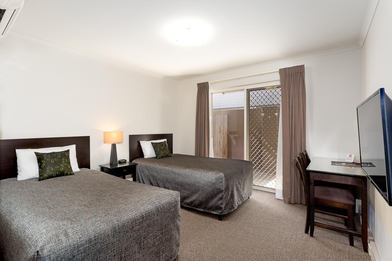 Redcliffe Motor Inn Kültér fotó