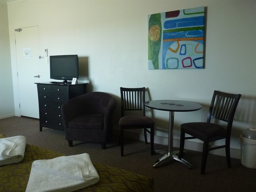 Redcliffe Motor Inn Kültér fotó