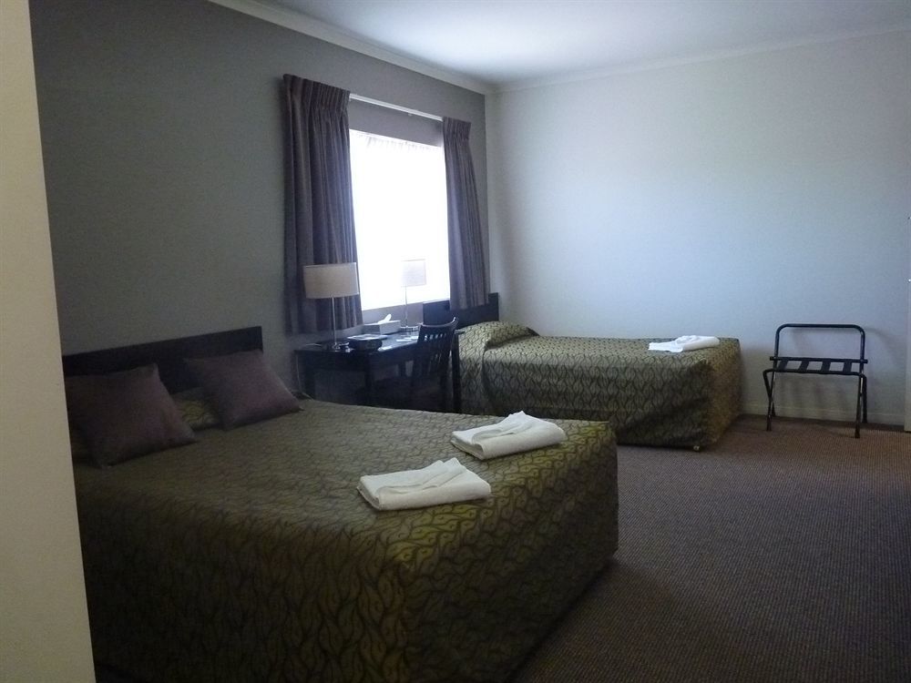 Redcliffe Motor Inn Kültér fotó